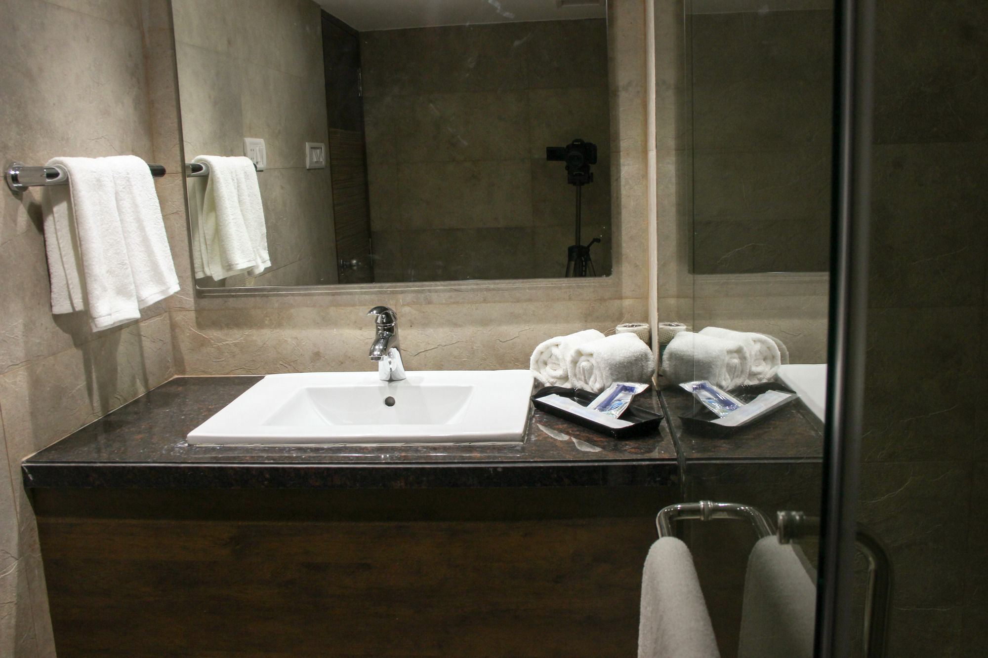 Golden Chariot The Boutique Hotel Mumbai Kültér fotó